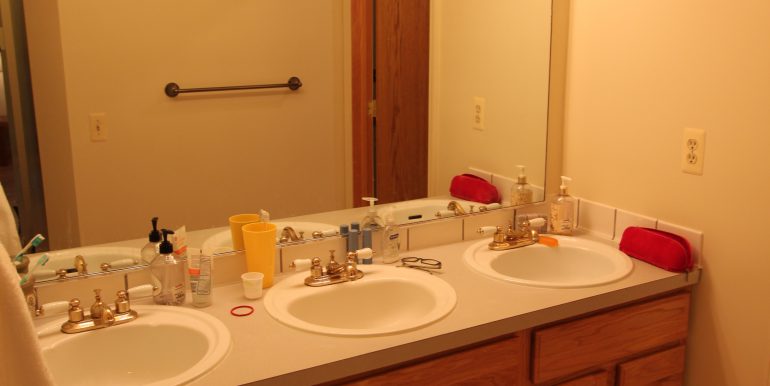 426-C bathroom