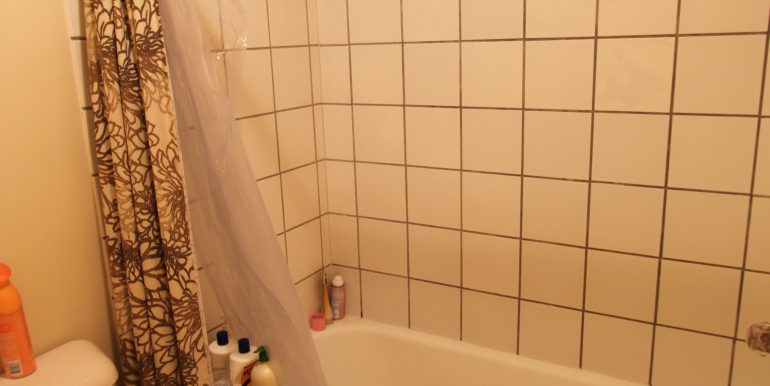 426-C bathroom