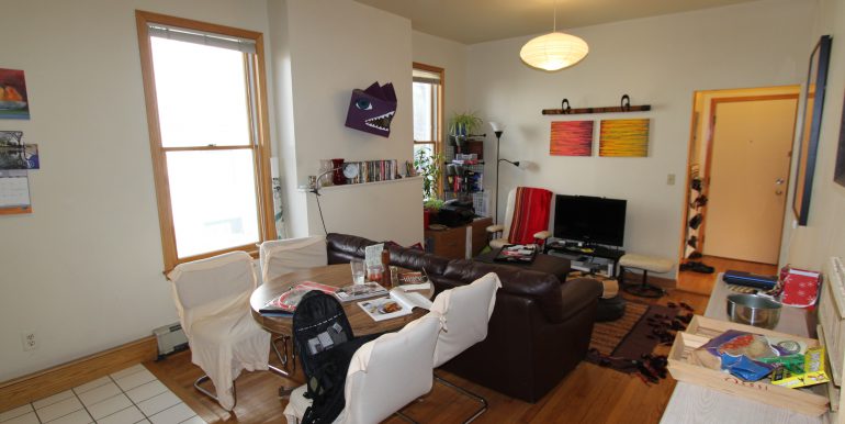 426-B living room