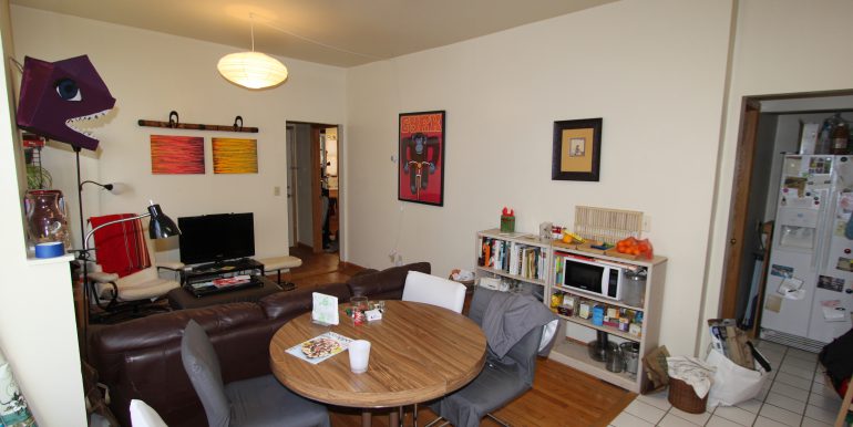 426-B living room