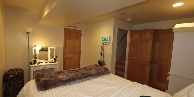 814 Sylvan Bedroom 1