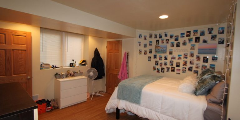 814 Sylvan Bedroom 2