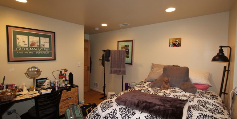 824 Sylvan bedroom 1