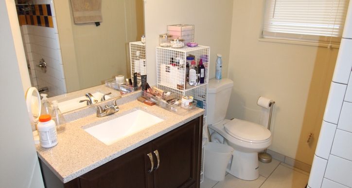 824 Sylvan upper bath