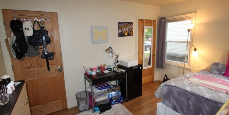 824 Sylvan bedroom 3