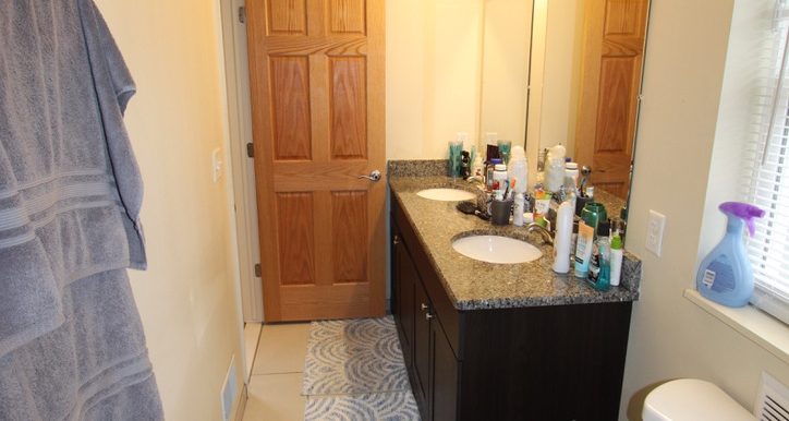 824 Sylvan upper bath