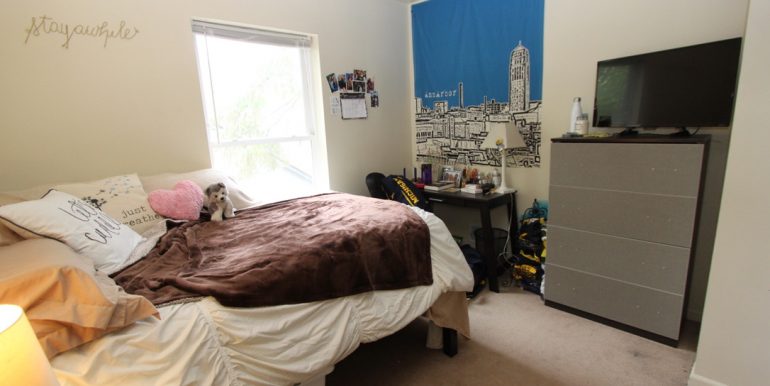 824 Sylvan bedroom 4