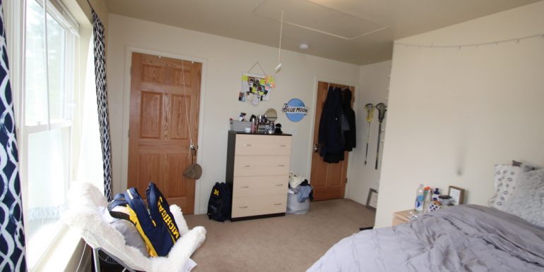 824 Sylvan bedroom 5